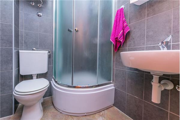 Apartment A1, for 6 persons