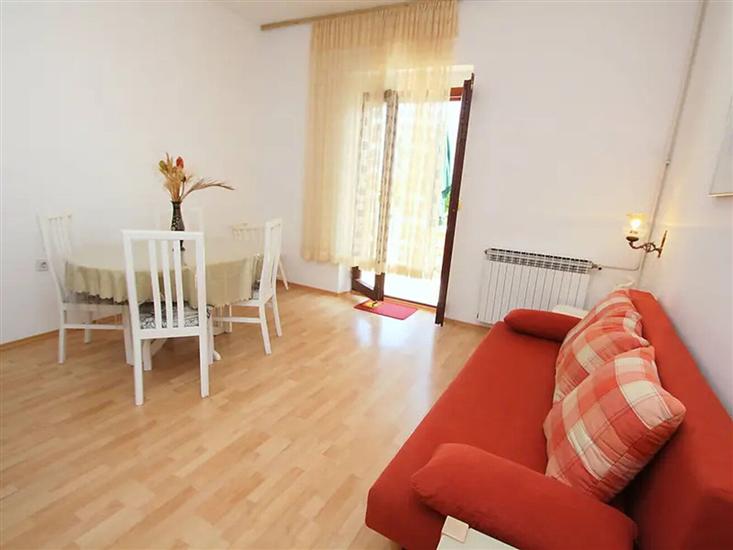 Apartment A1, for 7 persons