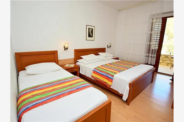 Apartment A1, for 7 persons