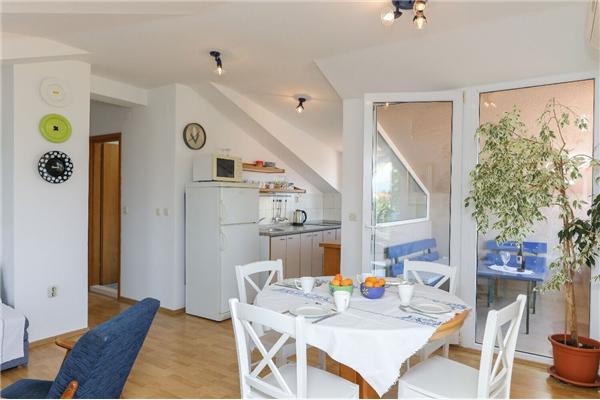 Apartment A1, for 4 persons