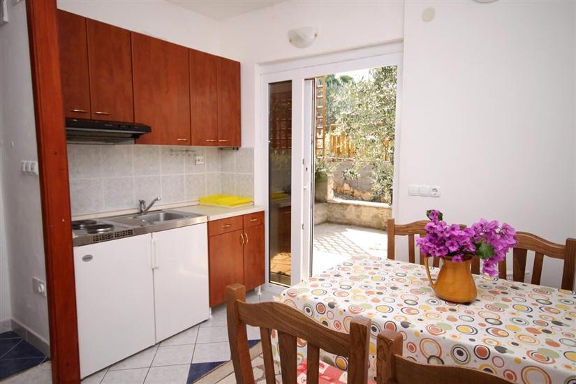 Apartment A2, for 4 persons