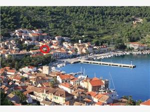 Apartment Middle Dalmatian islands,BookTenaraFrom 55 €