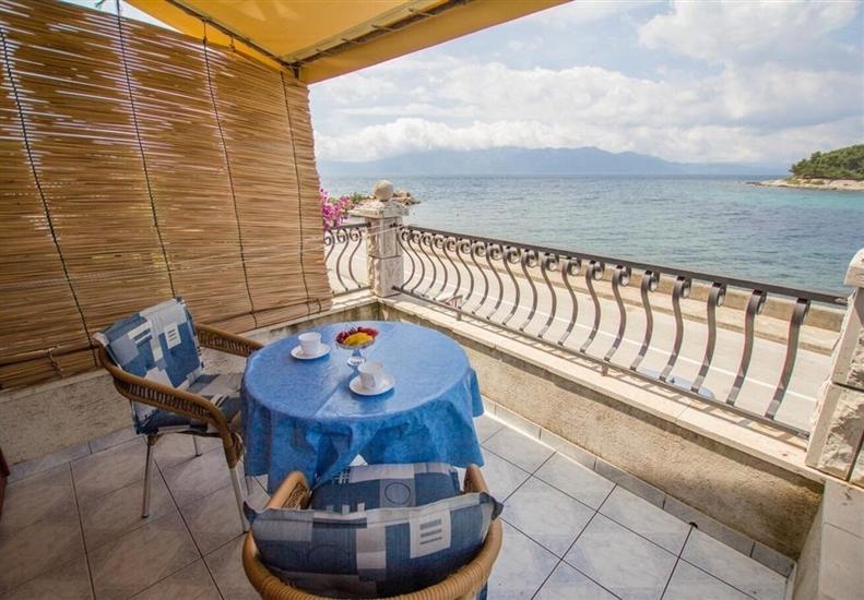 Apartment A2, for 3 persons