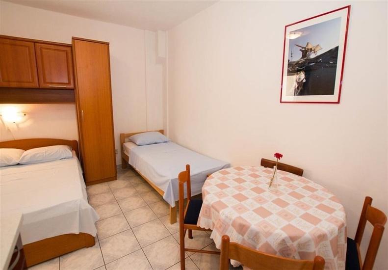 Apartment A5, for 3 persons