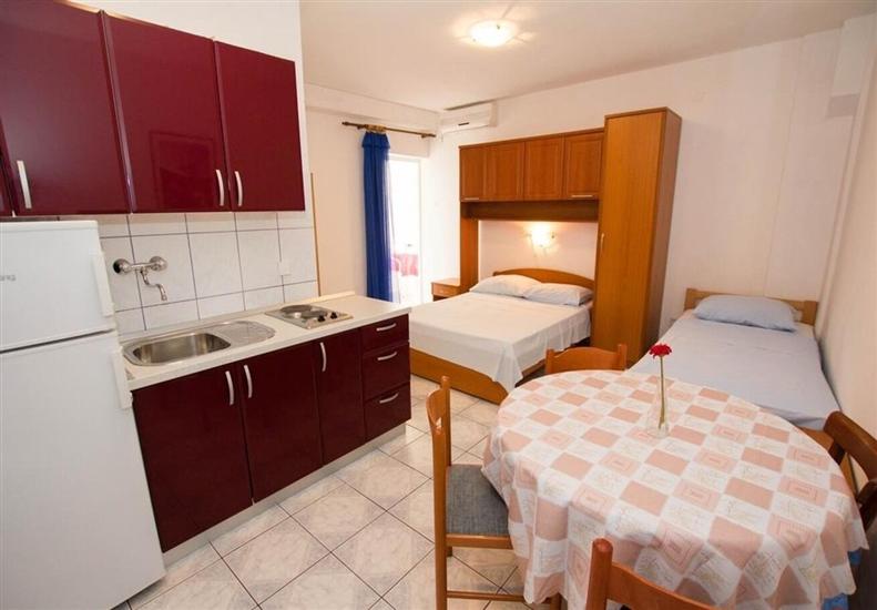 Apartment A5, for 3 persons