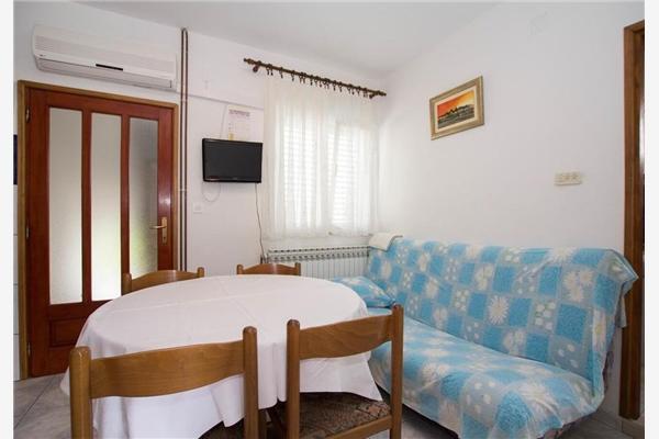 Apartment A6, for 4 persons