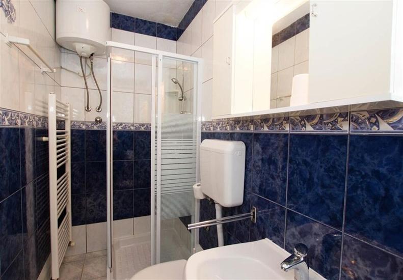 Apartment A6, for 4 persons