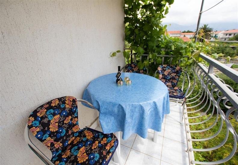 Apartment A7, for 4 persons