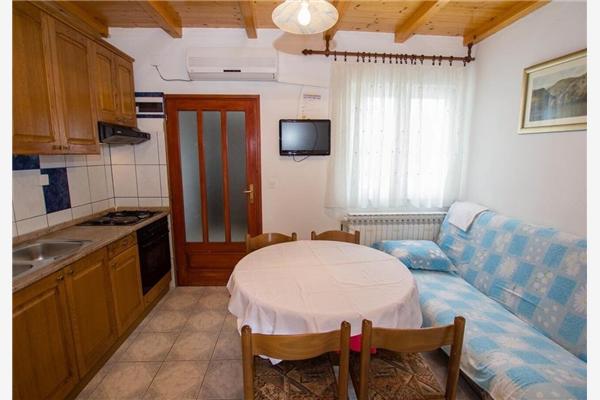 Apartment A7, for 4 persons