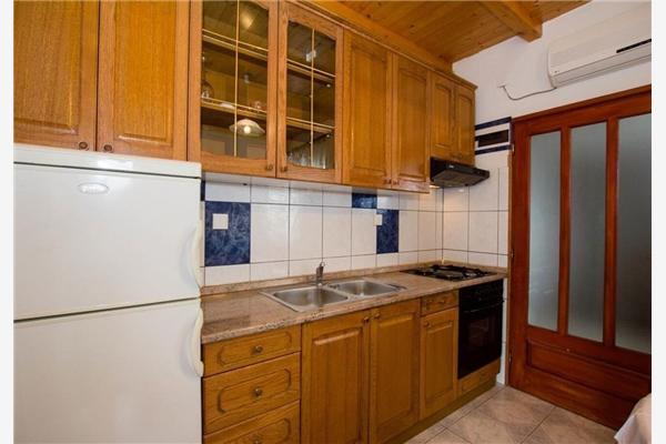 Apartment A7, for 4 persons