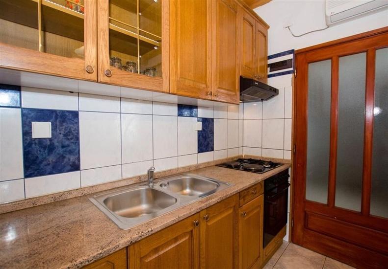 Apartment A7, for 4 persons