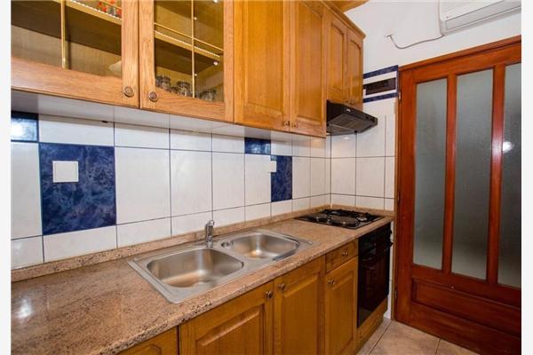 Apartment A7, for 4 persons