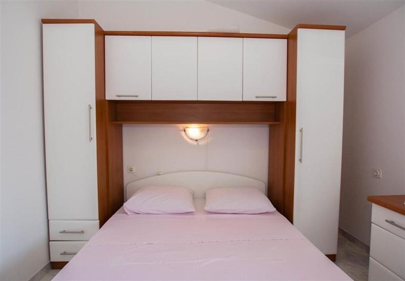 Apartment A7, for 4 persons