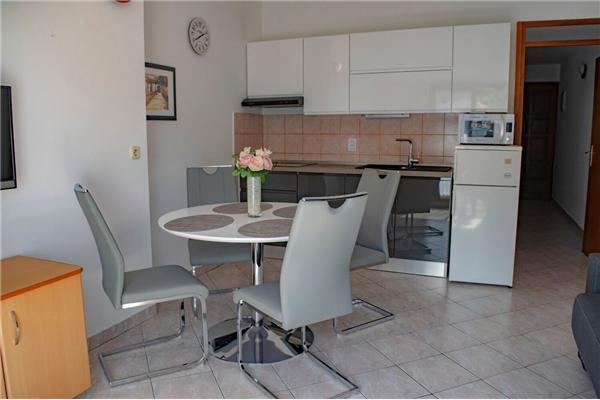 Apartment A1, for 2 persons