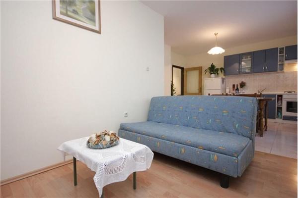 Apartment A2, for 4 persons