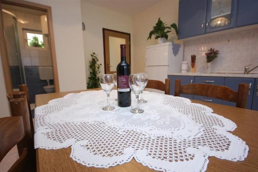 Apartment A2, for 4 persons