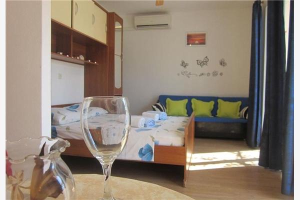 Apartment A1, for 2 persons