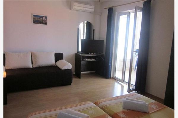 Apartment A2, for 3 persons
