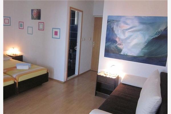 Apartment A2, for 3 persons