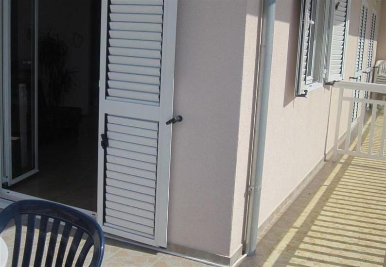 Room S3, for 2 persons