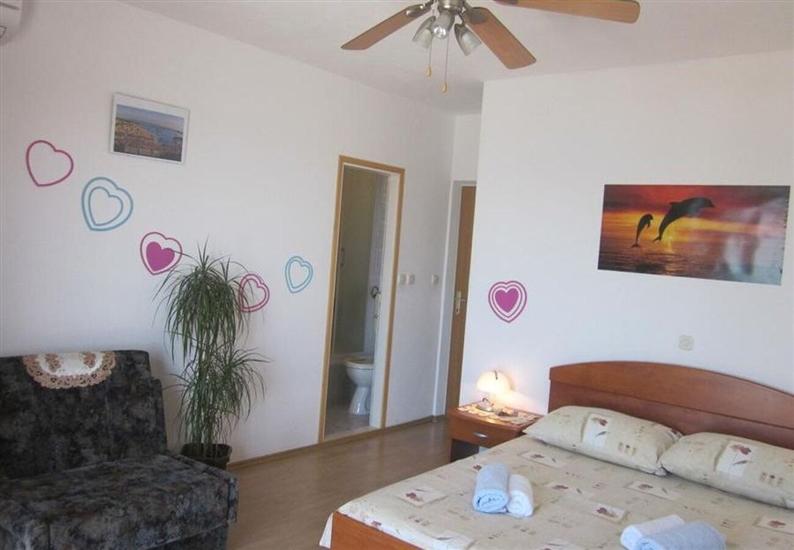 Room S3, for 2 persons