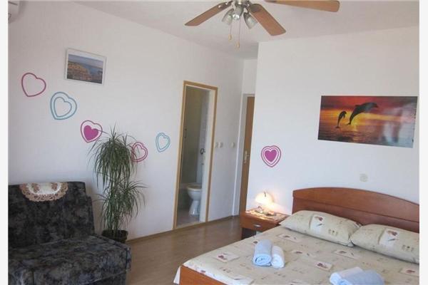 Room S3, for 2 persons