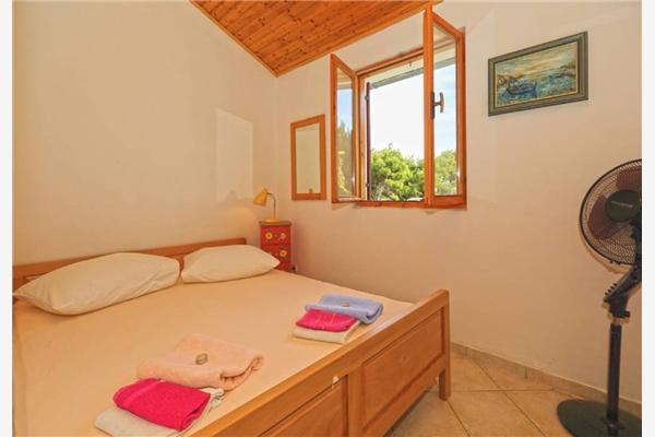 Apartment A6, for 6 persons