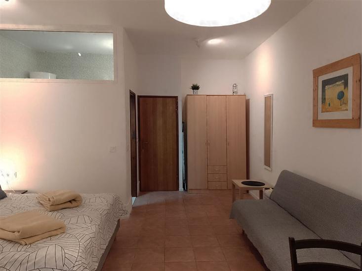 Apartment A1, for 3 persons