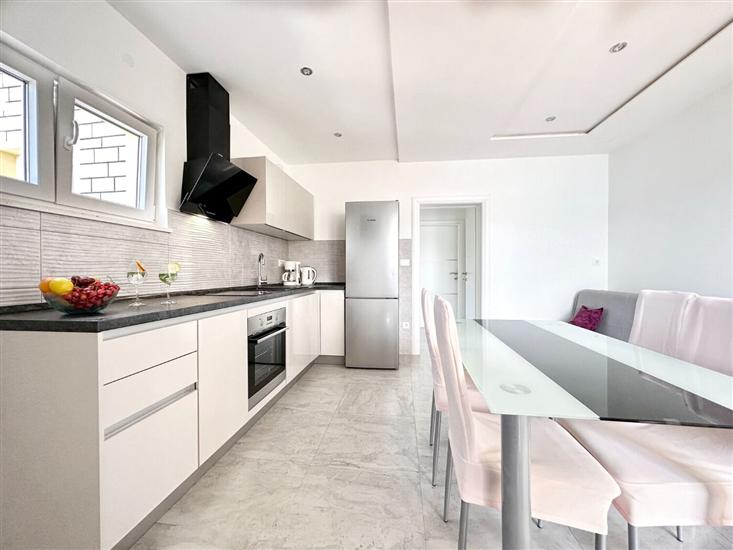 Apartment A4, for 4 persons