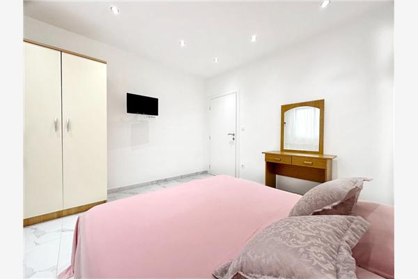 Apartment A4, for 4 persons