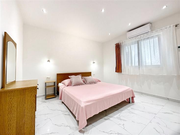 Apartment A4, for 4 persons