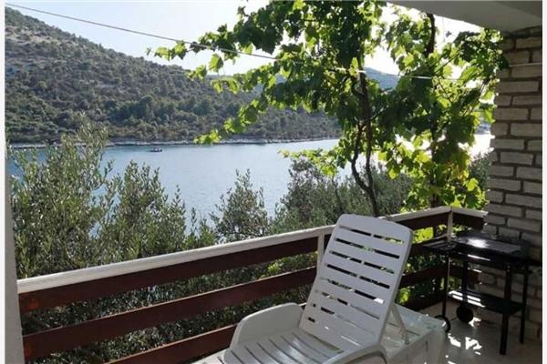 Apartment A1, for 7 persons