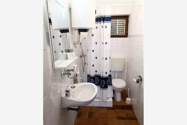 Apartment A1, for 7 persons