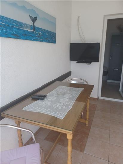 Apartment A3, for 6 persons