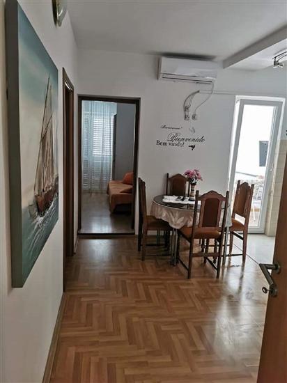 Apartment A3, for 6 persons