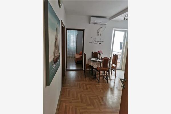 Apartment A3, for 6 persons