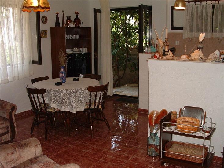 Apartment A1, for 6 persons