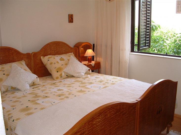 Apartment A1, for 6 persons