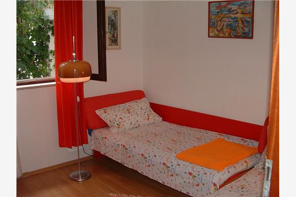Apartment A1, for 6 persons