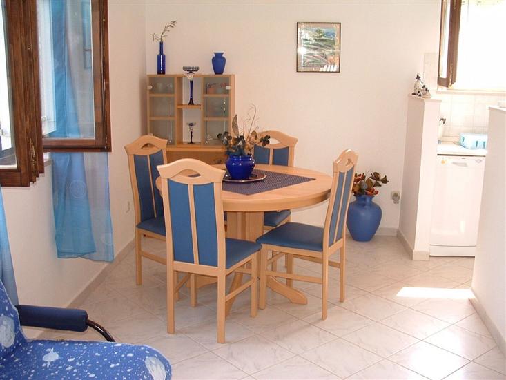 Apartment A2, for 4 persons