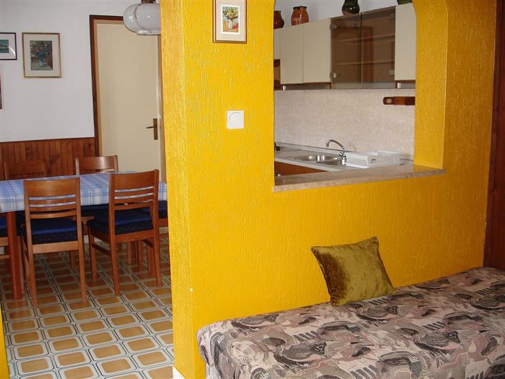 Apartment A1, for 6 persons