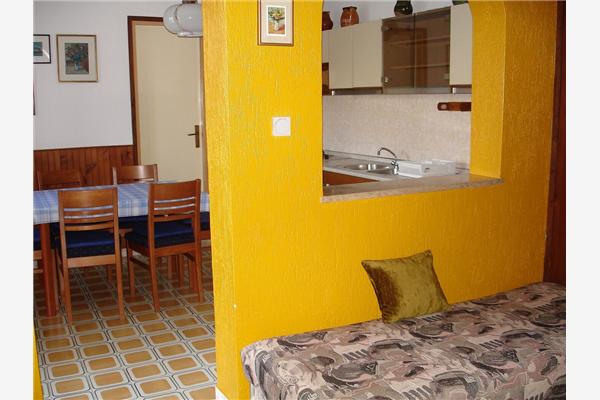 Apartment A1, for 6 persons