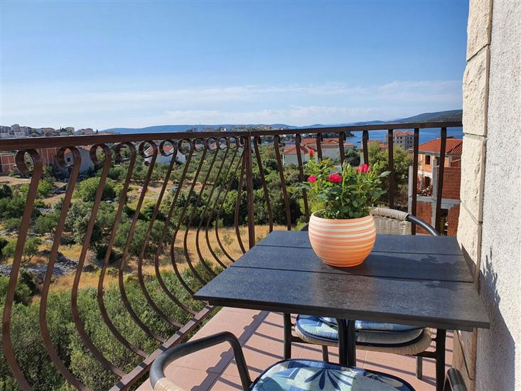 Apartment A2, for 3 persons