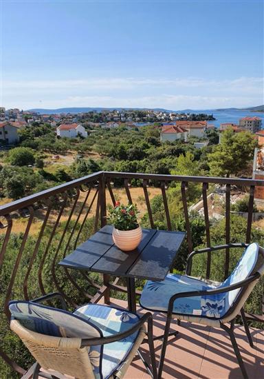 Apartment A2, for 3 persons