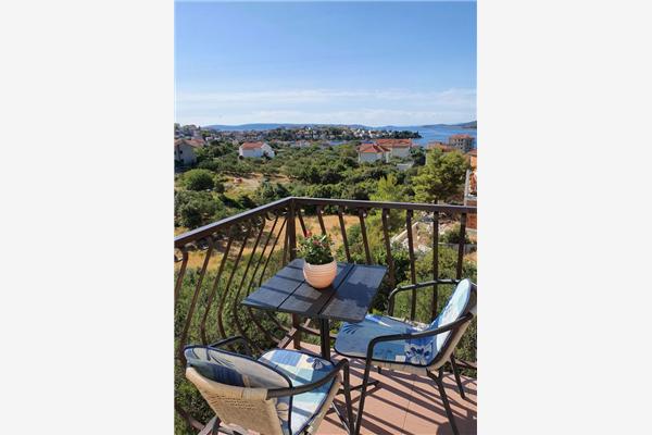 Apartment A2, for 3 persons