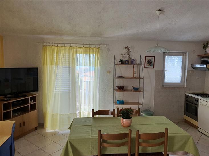 Apartment A2, for 3 persons