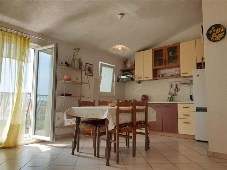 Apartment A2, for 3 persons