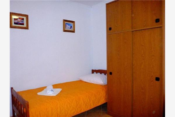 Apartment A1, for 3 persons