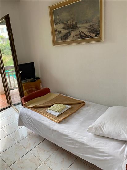 Apartment A1, for 3 persons