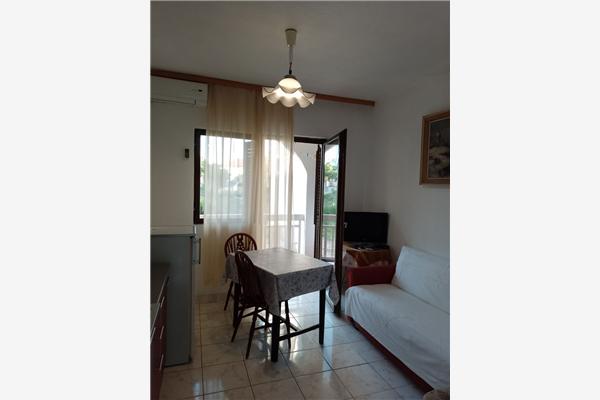 Apartment A1, for 3 persons